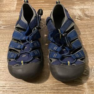 Keen Kids Navy and Charcoal Sandals
